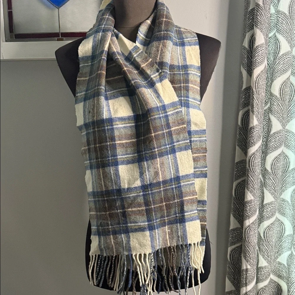 James Pringle Weavers 100% Pure New Wool Plaid Scarf